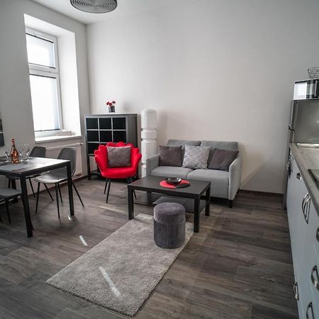 Apartmanovy Dum Sklipek تروتنوف المظهر الخارجي الصورة