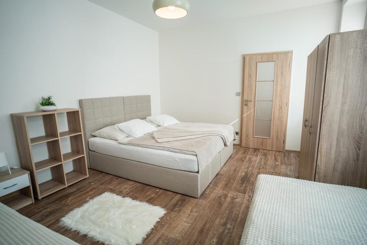 Apartmanovy Dum Sklipek تروتنوف المظهر الخارجي الصورة