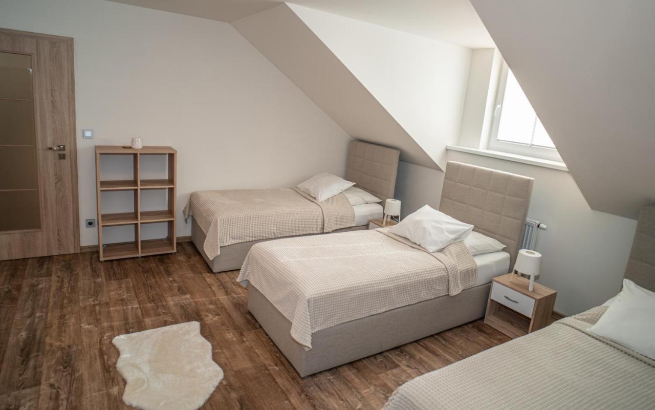 Apartmanovy Dum Sklipek تروتنوف المظهر الخارجي الصورة